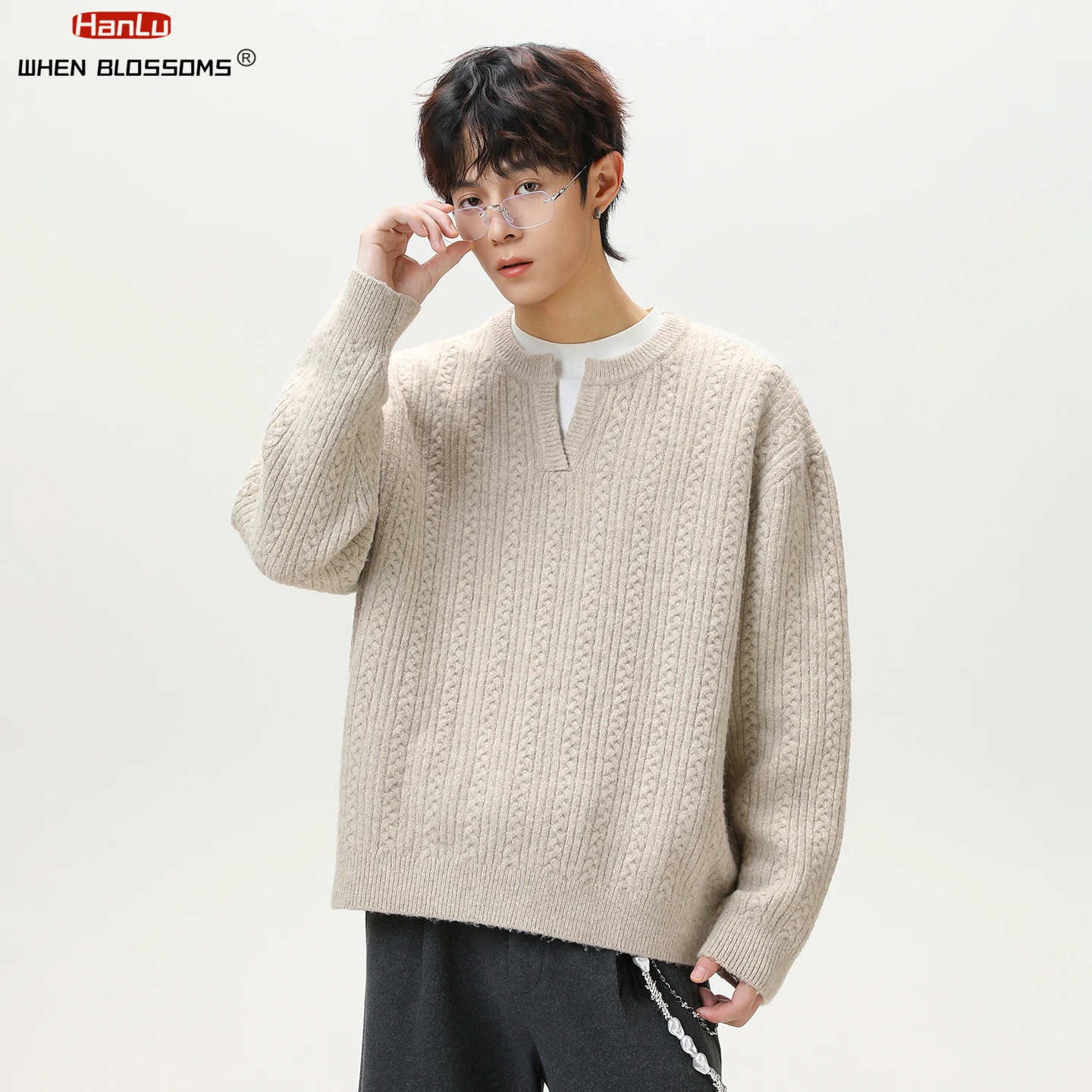 

2025 Men's 3D Cable Knit Sweater V-Neck Design Heavyweight Vintage Oversized Pullover Cozy Winter Wool-Like Top