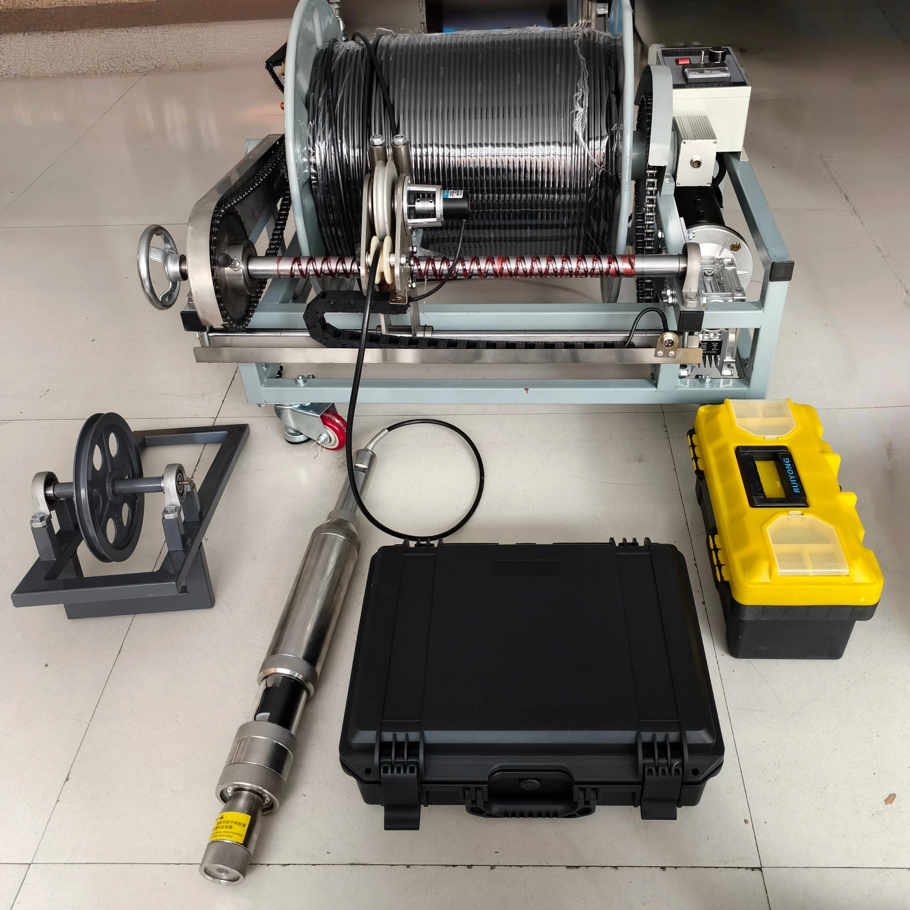 Pressure-resistant Downhole Borehole TV CCD Sensor Box Customizable Diameter IP68 Waterproof Design Micro SD Card 1