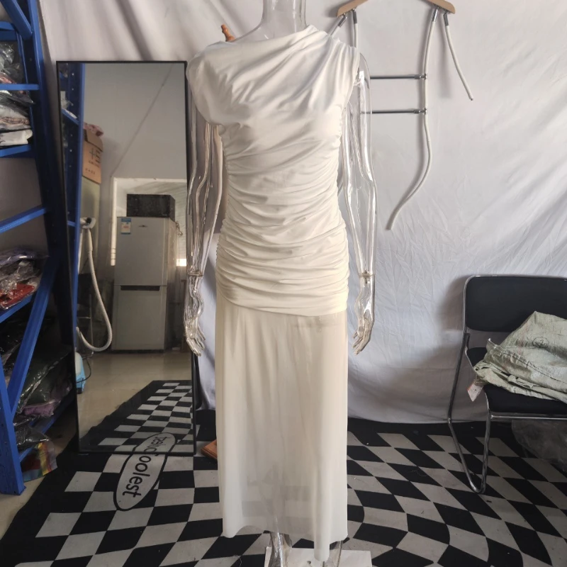 2026年夏 フレンチスタイル レディース サテンワンピース ピュアな魅力 ウエストシェイプ 細見え ヒップラップ マキシ丈ワンピース エレガントなイブニングウェア