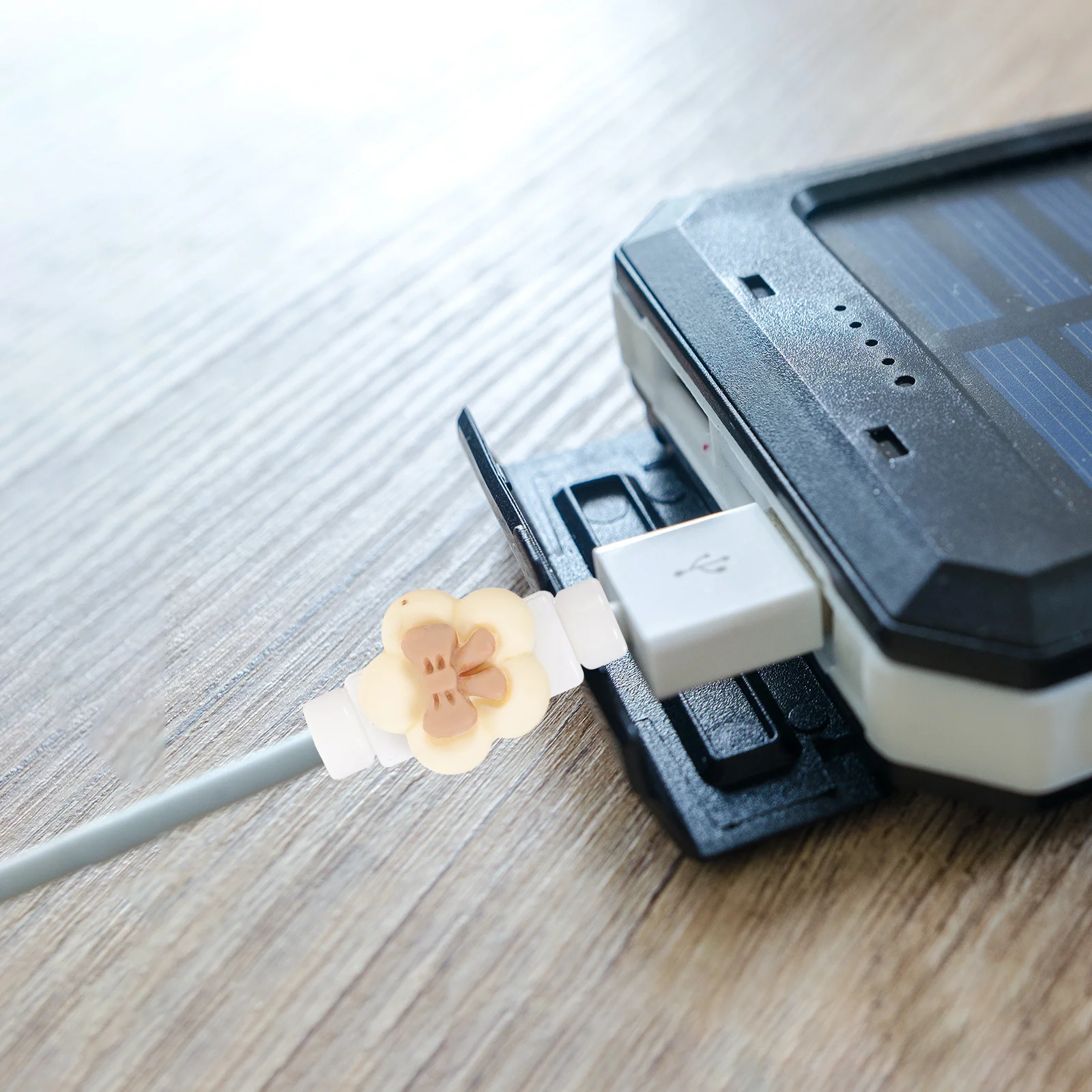 

8 Pcs Adorable Cable Protector Data Protective Sleeve Lines Protectors Charging