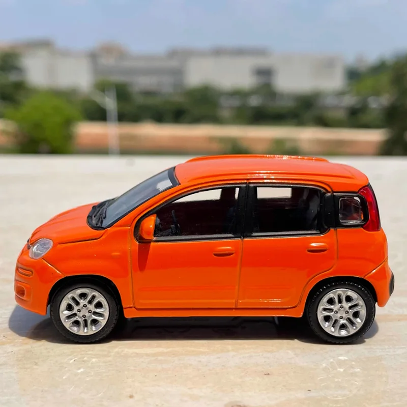 1:43 Diecast Panda 4x4 Metal Car Model Gift