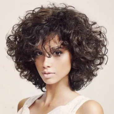 

1 женский синтетический парик средней длины, короткий волнистый боб, из термостойкого волокна, базовый стиль.