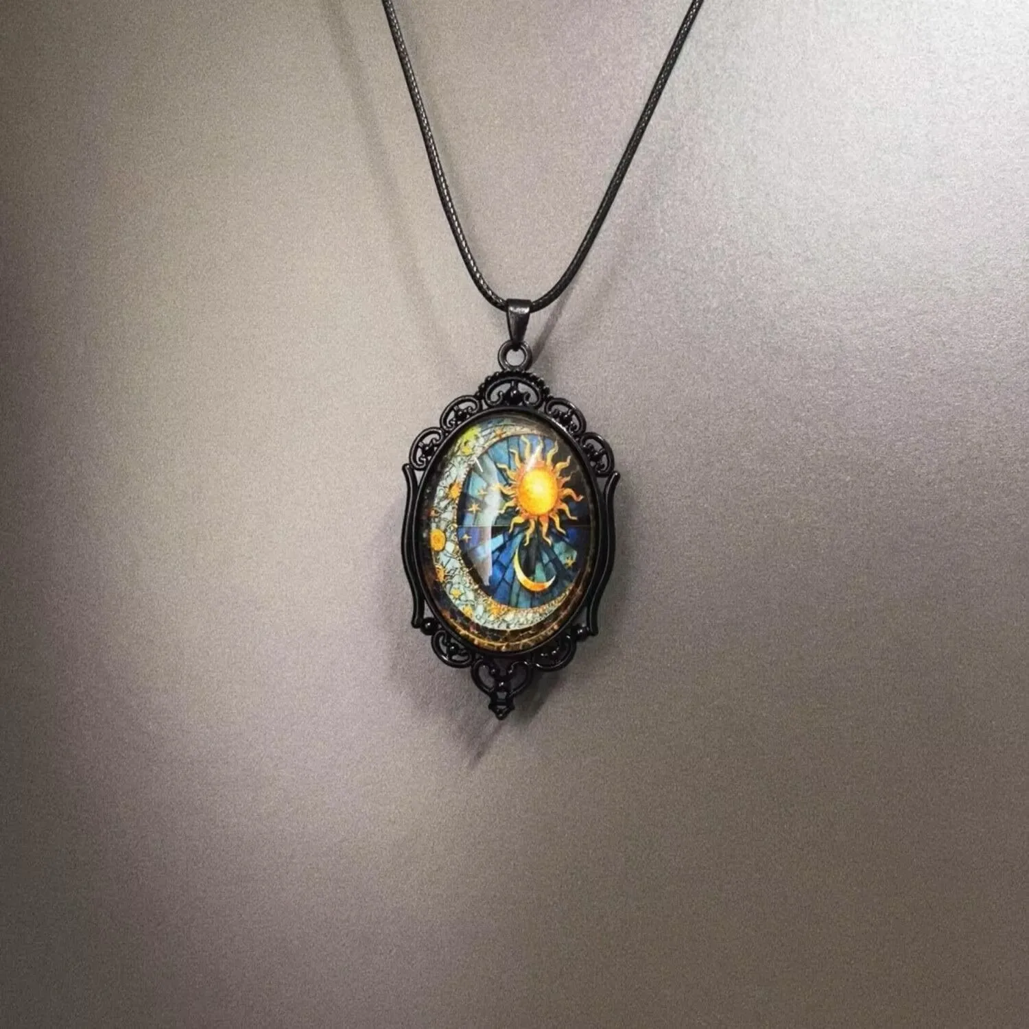 

Антикварное элегантное ожерелье с подвеской, длинное ожерелье, реквизит ведьмы в стиле ретро Солнца и Луны, готический темный косплей