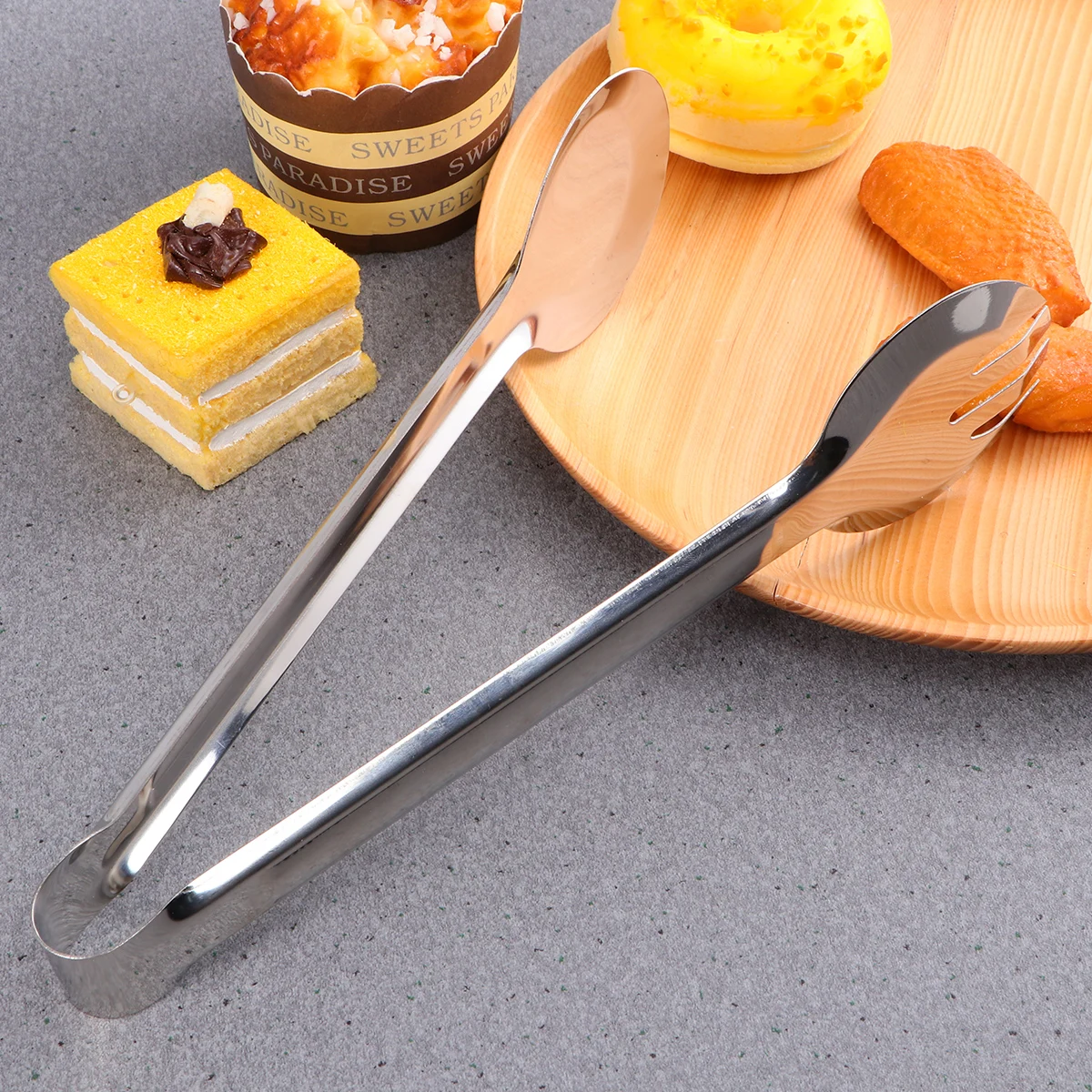 

Stainless Steel Food Tong Kitchen Tool Heat Resistant Anti Slip Hollow Design Salad Grill Tongs Multipurpose Utensil