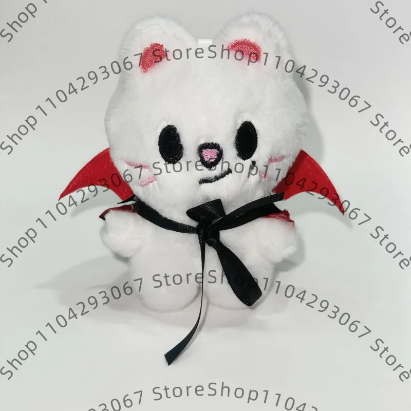 Nieuwe SKZOO knuffelhanger voor straatkinderen, Halloween duivelsvleugels kristallen cape rugzakhanger, straatkinderhanger