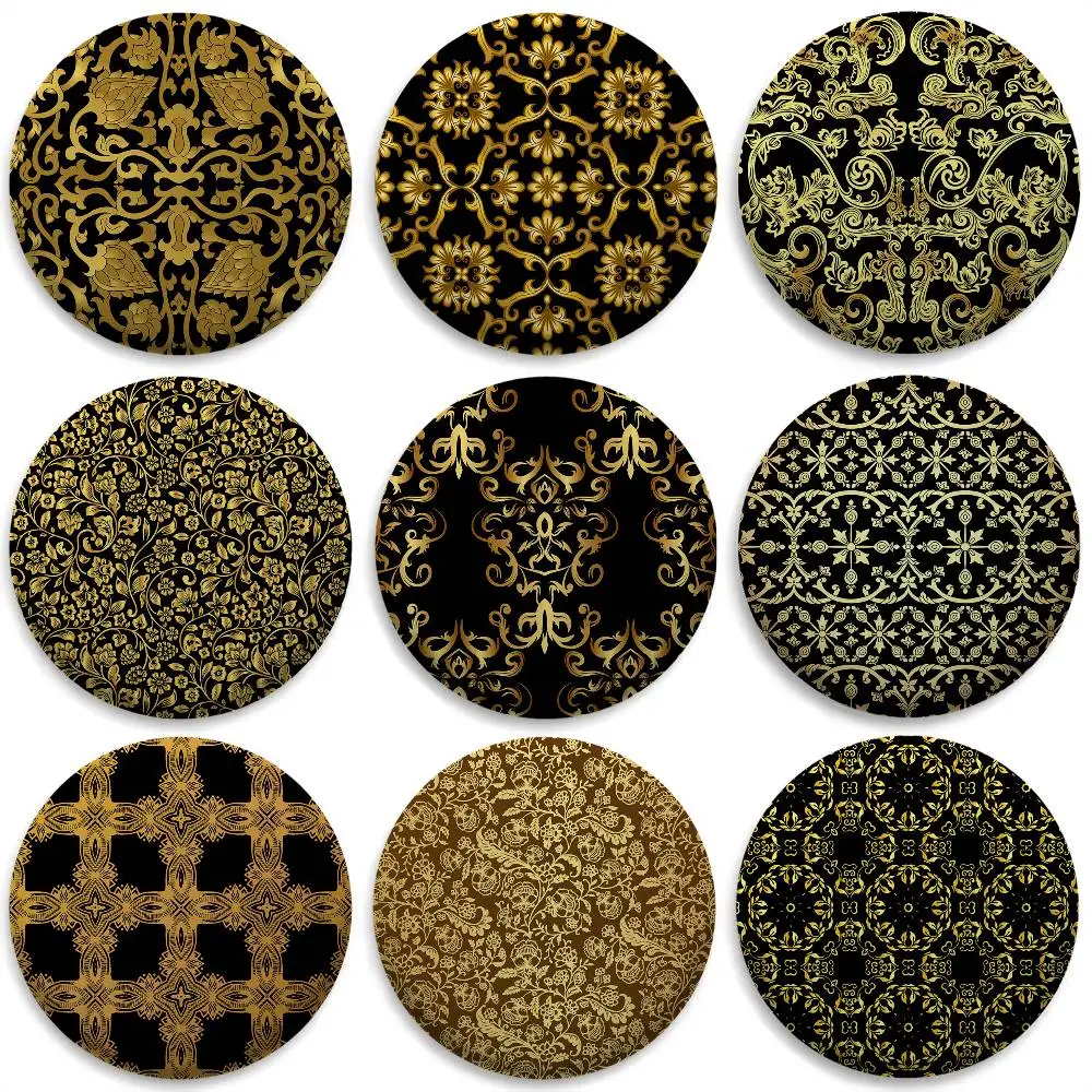 

Gold European Style Retro Badges Round Exquisite Badge Brooches Creative Pins For Clothes Hat Backpack Gift Accessories