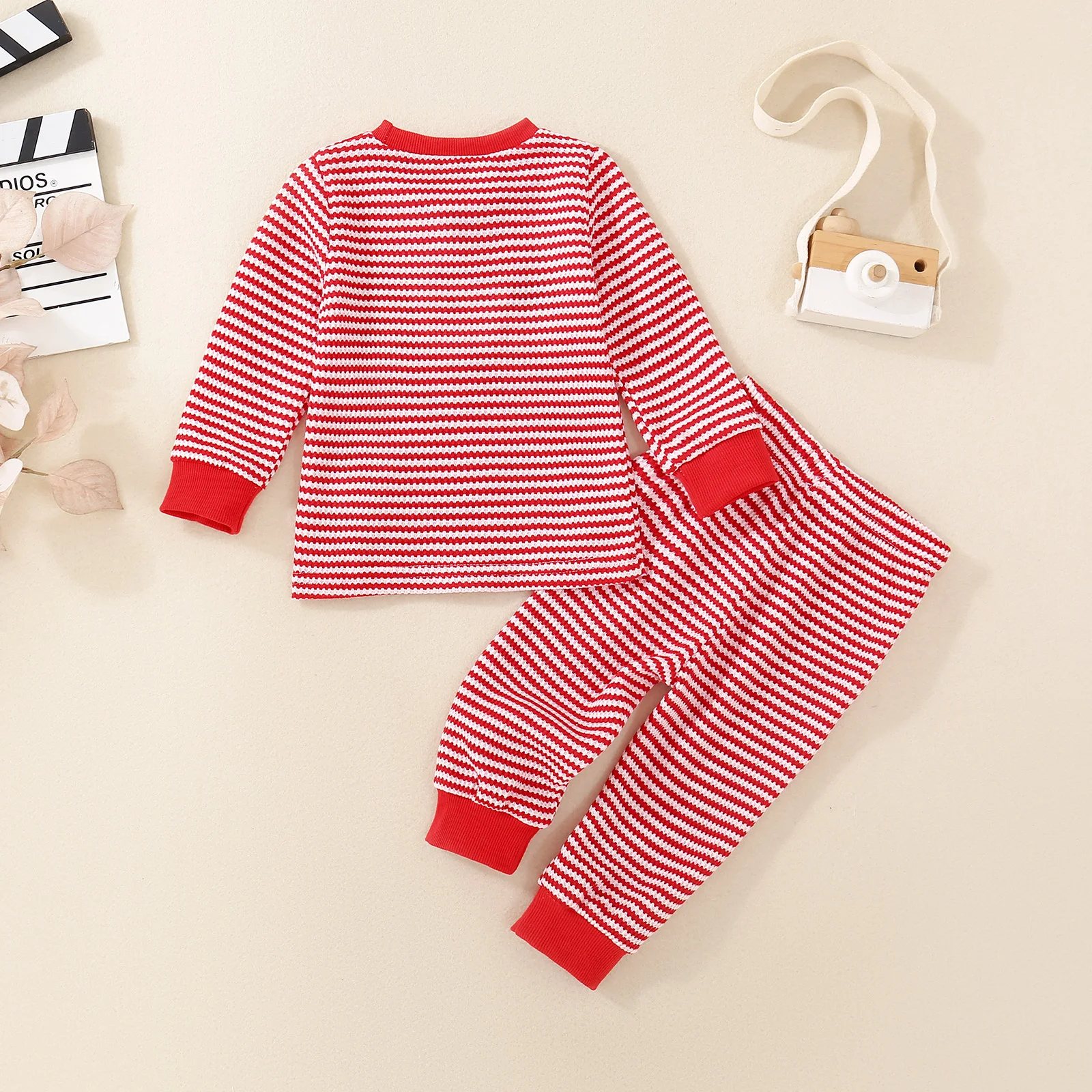 Winter Santa Claus embroidered long-sleeved top and trousers two-piece set for baby boys – Christmas