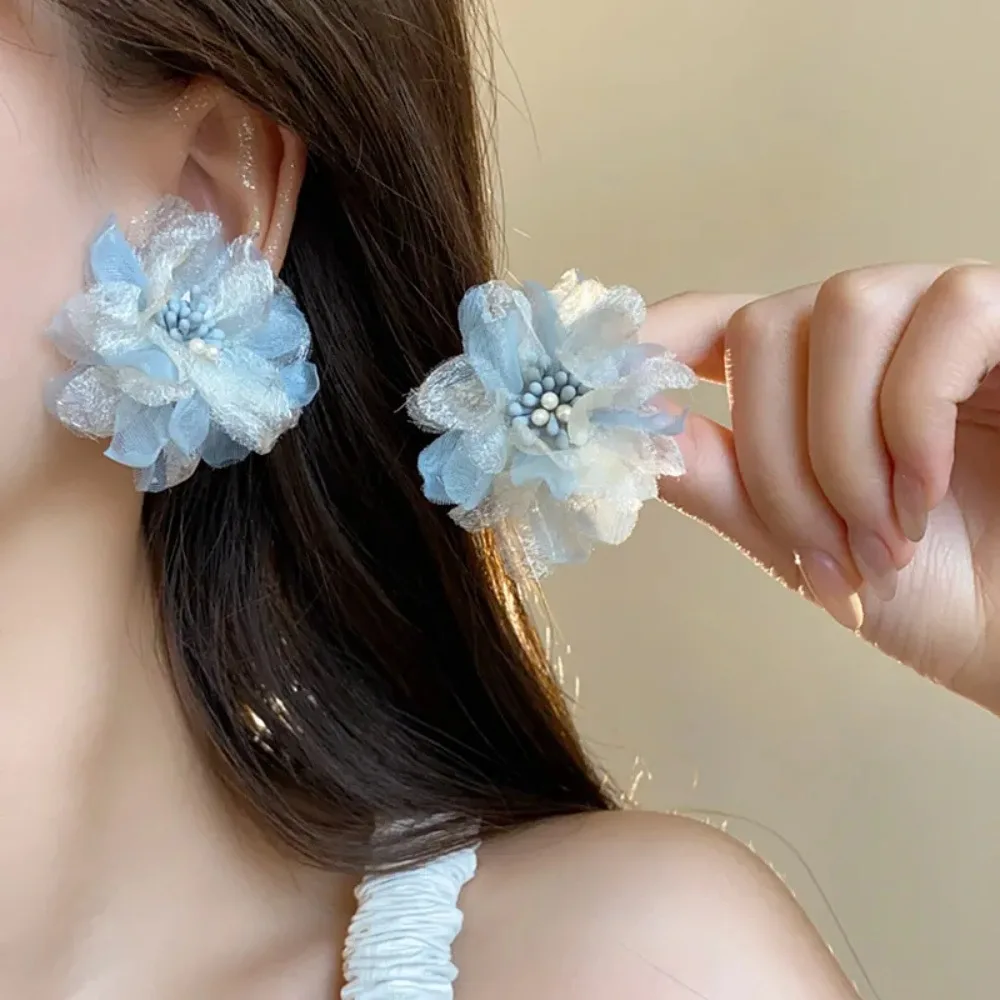 New Korean Style Three-dimensional Flower Stud Earrings Fresh Luxury Fairy Earrings Sweet Mesh Earrings