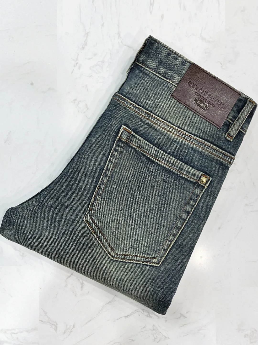 

Мужские джинсы Slim Fit из денима, удобные, однотонные, в стиле ретро, корейский стиль, зауженные к низу, осенне-зимние, модные, повседневные