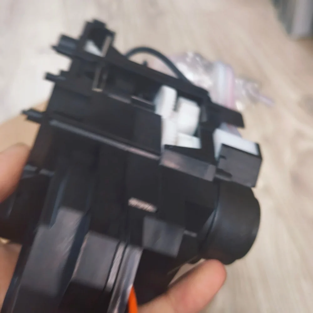 

Б/у чернильный насос в сборе, укупорочная станция для Epson R1390 R1400 R1410 R1420 R1430 L1800 L1500, блок очистки в сборе 1555374-04