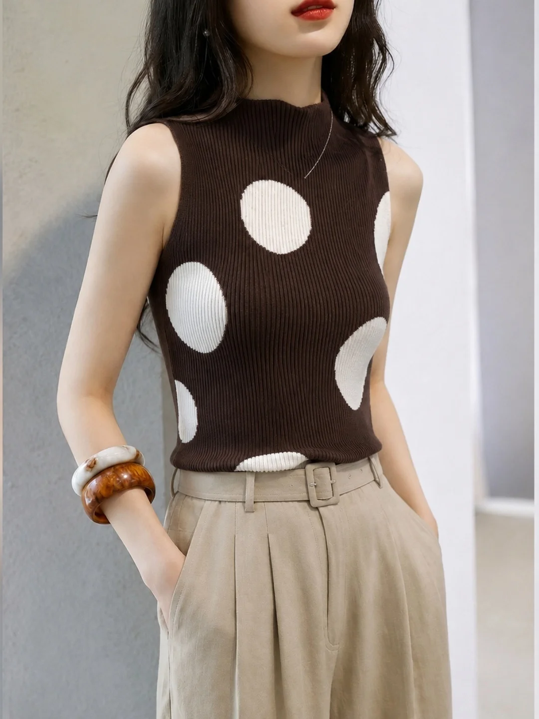 Fashionable Polka Dot Knitted Vest Slim Fit Half High Collar Autumn 2026 Design Sense Elegant Top Women's Silk Upper Apparel