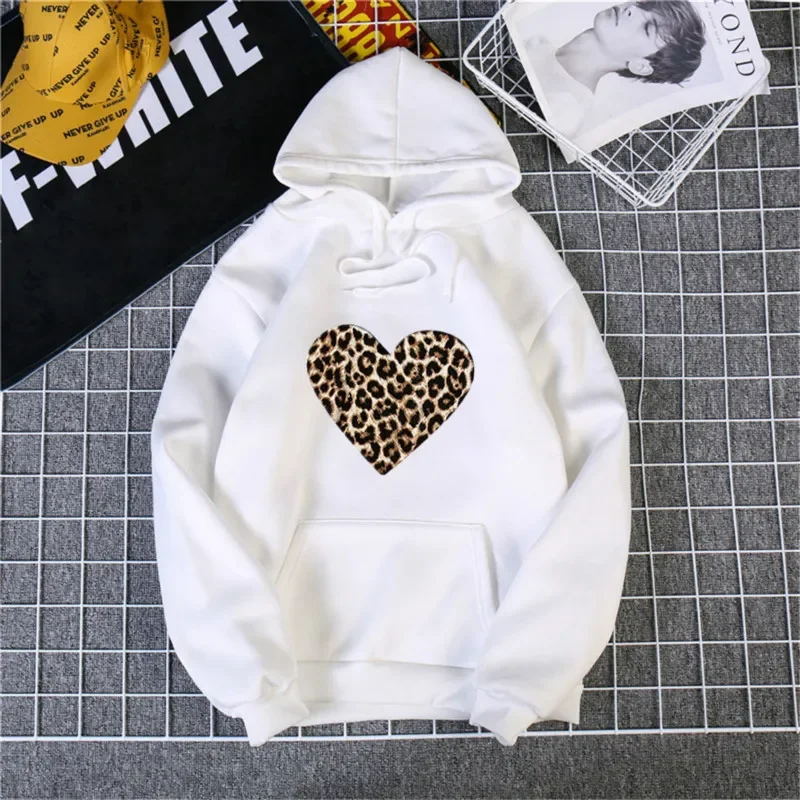 

Winter Autumn Leopard Heart Print Hooded Women Pullovers Casual White Loose Long Sleeve Hoodies Plus Size Women Sweatshirts