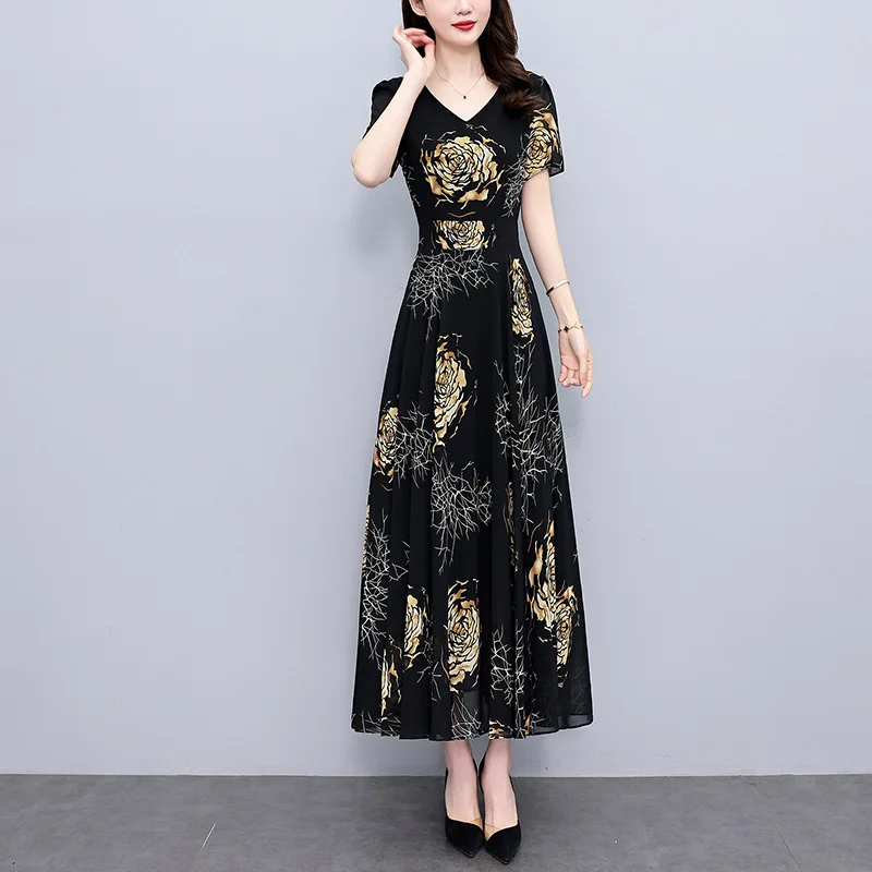 

Silk Dress 2024 Summer New Middle-Aged Mom Elegant Graceful Mid-Length Fashion Slimming Belly-Covering Skirt