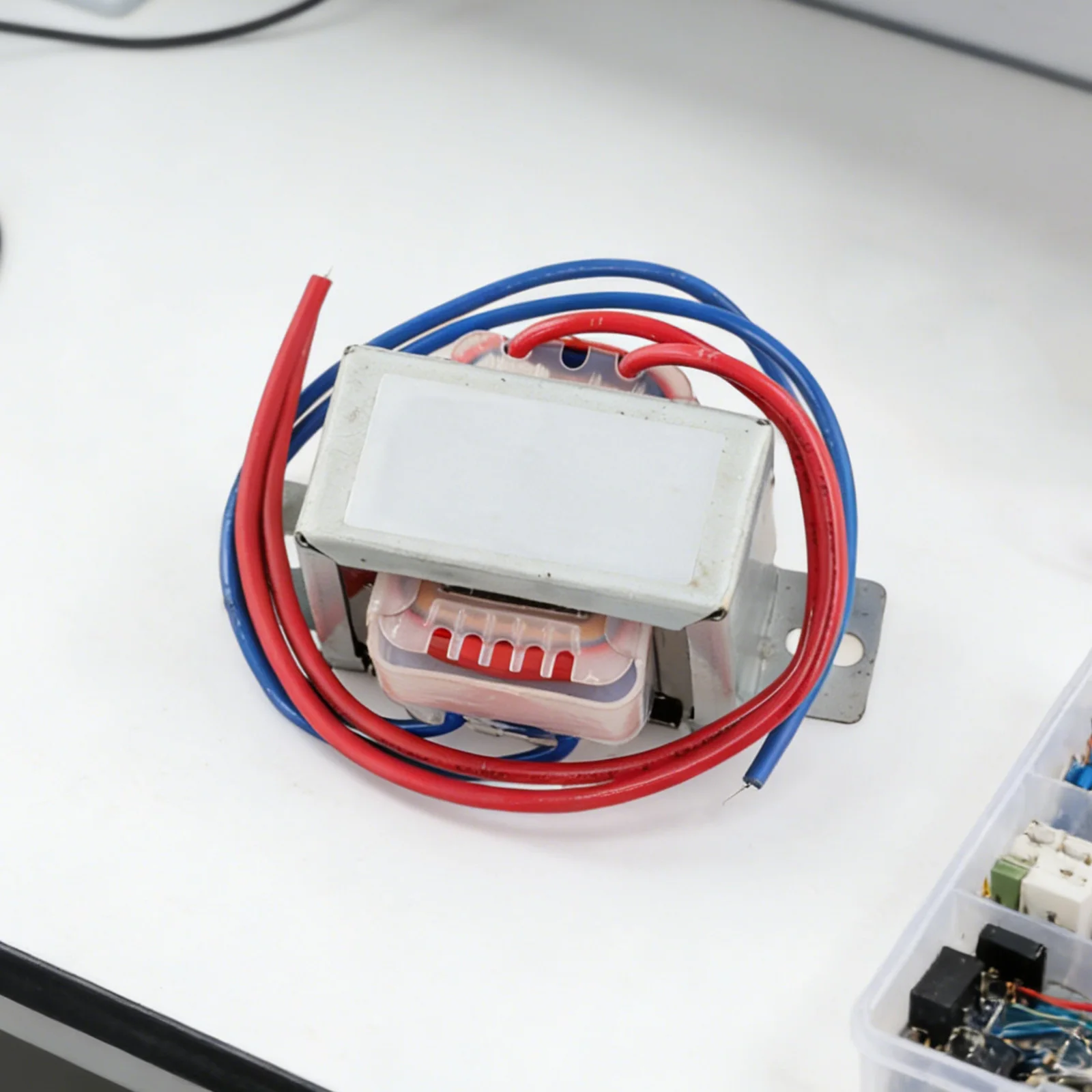 Voltage Conversion Applications Pitch 75mm Power Transformer AC 380V To AC 220V Transformer Voltage Regulator Stabilizers