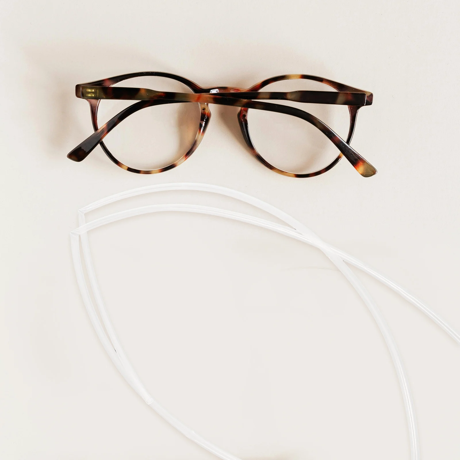 

Plastic Eyeglasses Ear Heat Shrink Tubing Temple Tip Sleeve Durable Ear Cushions Anti-Slip Glasses Holders for Daily Wear