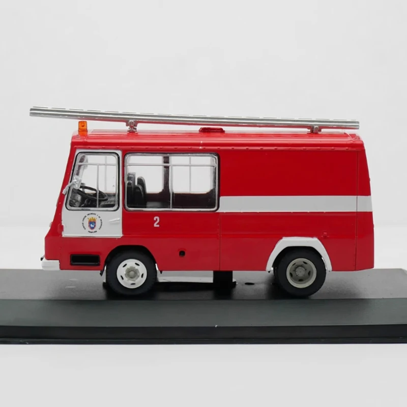 IXO Diecast escala 1:43 SAVA 1973 motor de bomberos modelo de vehículo de aleación colección de simulación terminada decoración regalo pantalla estática