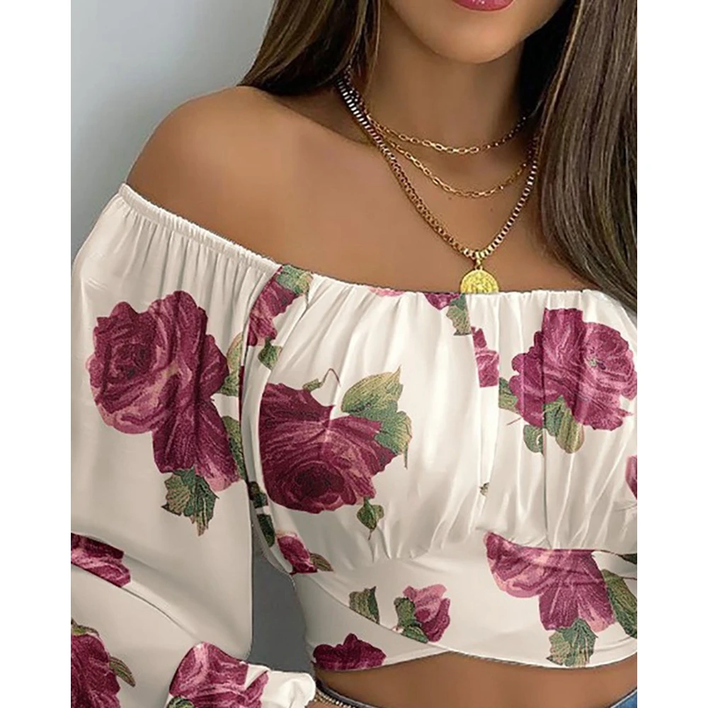 Рисунок 5 - Женский укороченный топ с цветочным