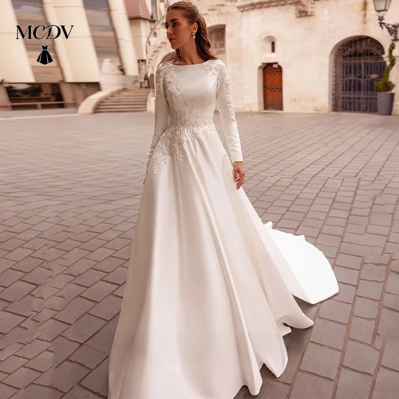 

MCDV Modest Wedding Dress for Women Bride Customized Round Neck Long Sleeves Beading Applique A Line Sweep Train Bridal Gown