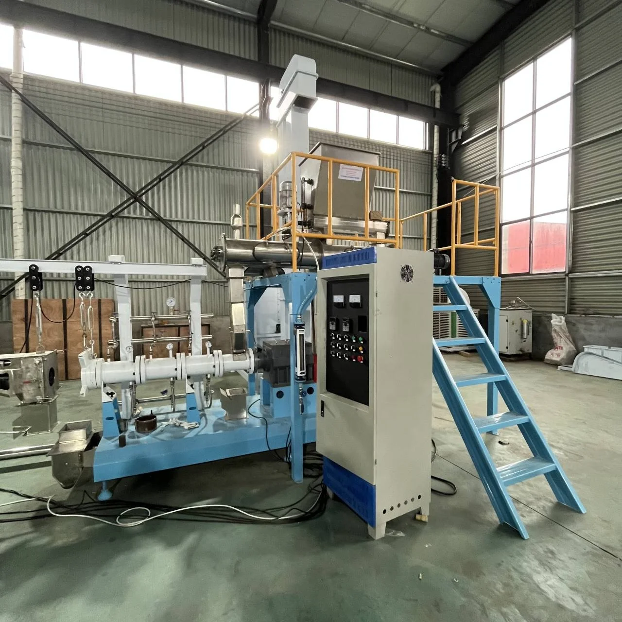 

Factory Delivery Pet Dog Food Production Manufacturing Unit Plant Aquatic Fish Shrimp Feed Making Extruder Machine