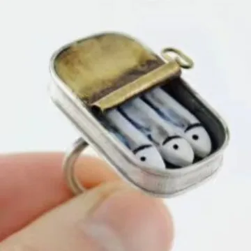 Fun and Cute Style Silver Color Enamel Canned Sardine Ring Necklace UNISEX April Fool\'s Day Jewelry Ring That Attracts Attention