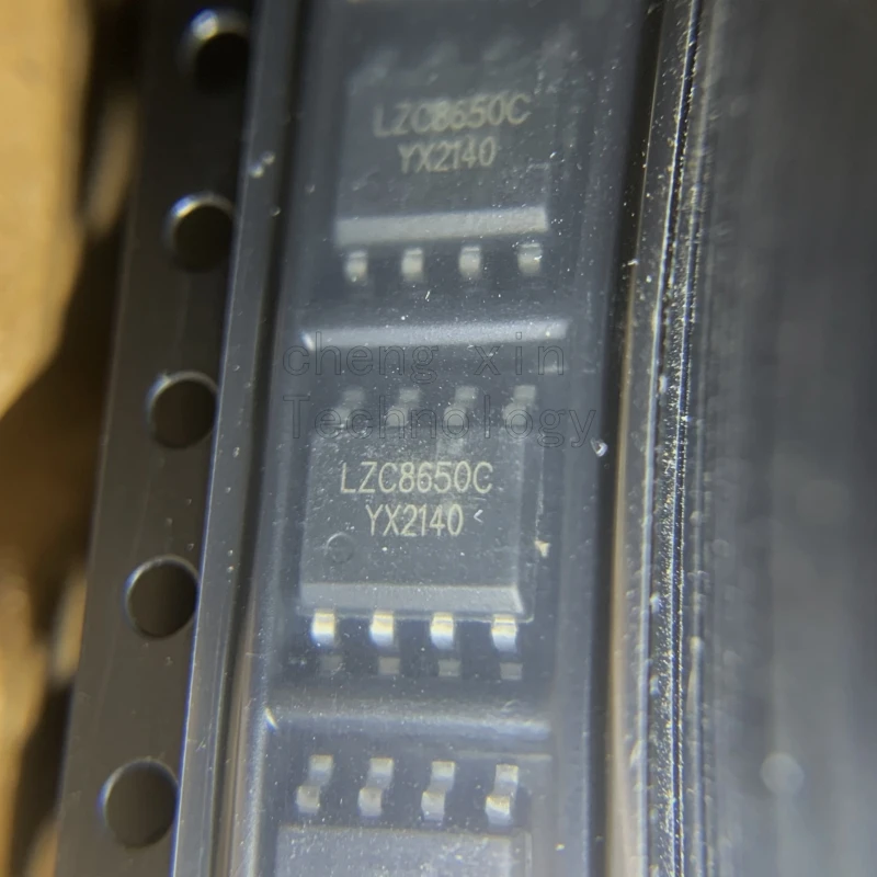 

LZC8650C-BIN1 20pcs 100PCS New and Original silkscreen:LZC8650C Power Management Chips