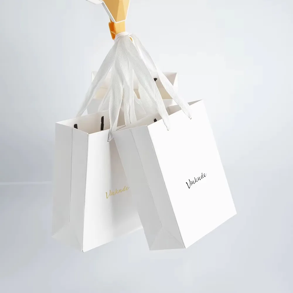 

100pcs Custom Logo 12x6x16cm Bulk White Black Paper Tote Bags Shopping Retail Business Birthday Wedding Party Bag with Handles