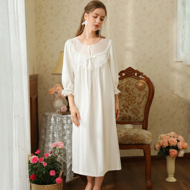 

2025 Autumn Retro Nightgown Women O-neck Cotton Palace Lace Princess Pajama Sweet White Sleepwear Bow Loose Loungewear Home Wear