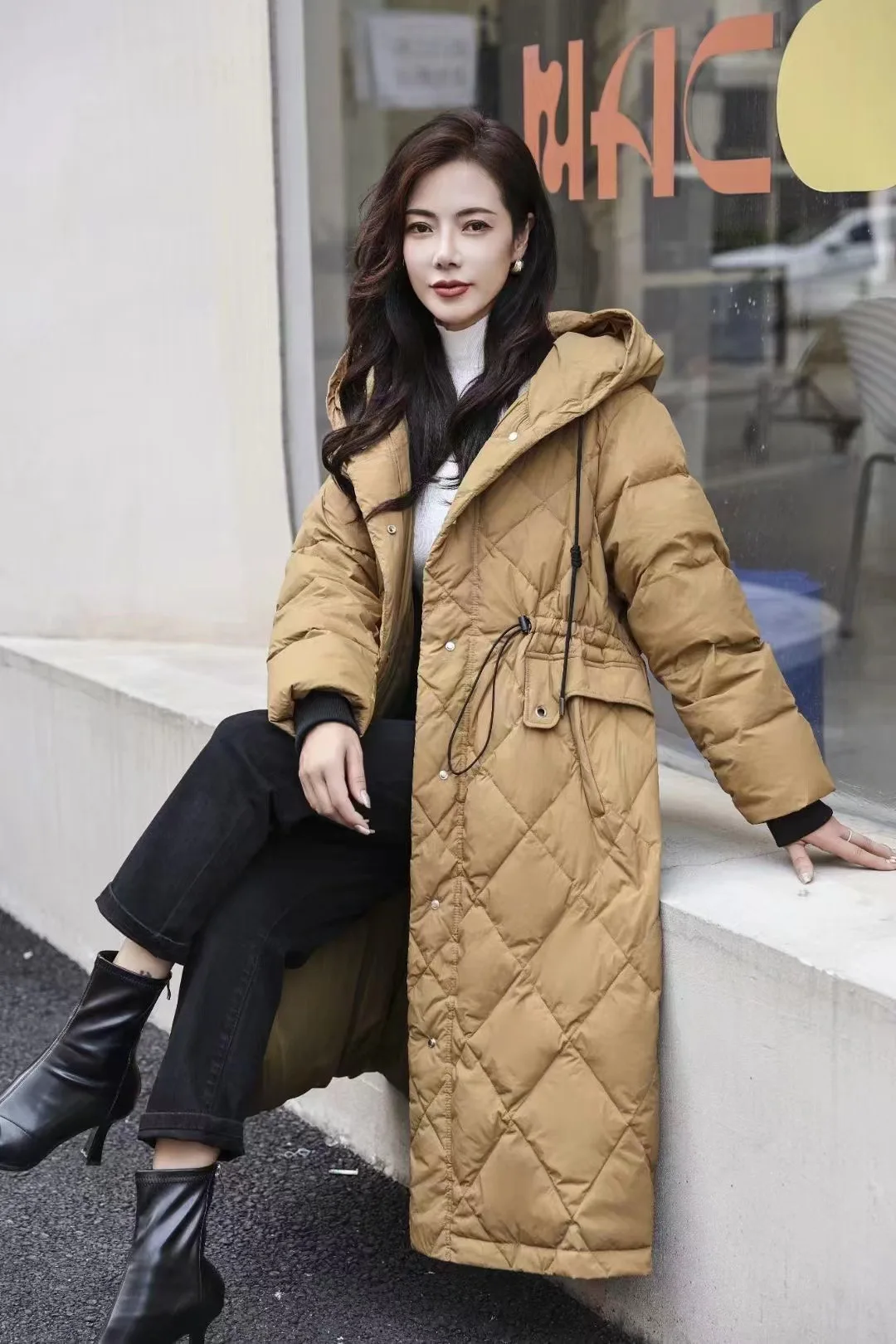 Mid Length Single Breasted Hooded Down Coat Women's Winter Wear New Fashion Slim Fit Warm Fashionable Western Style Coat