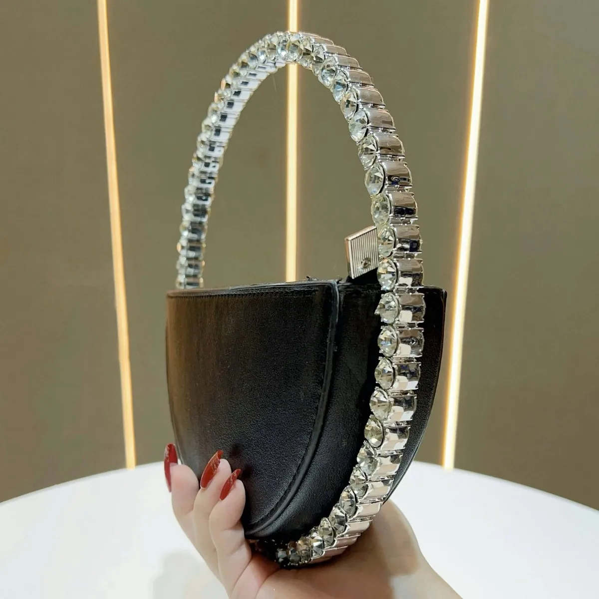 Trendy Rhinestone Round Ring Clutch Women’s Faux Leather Evening Bag Elegant Party Purse Wedding Prom Handbag Luxury Fashion