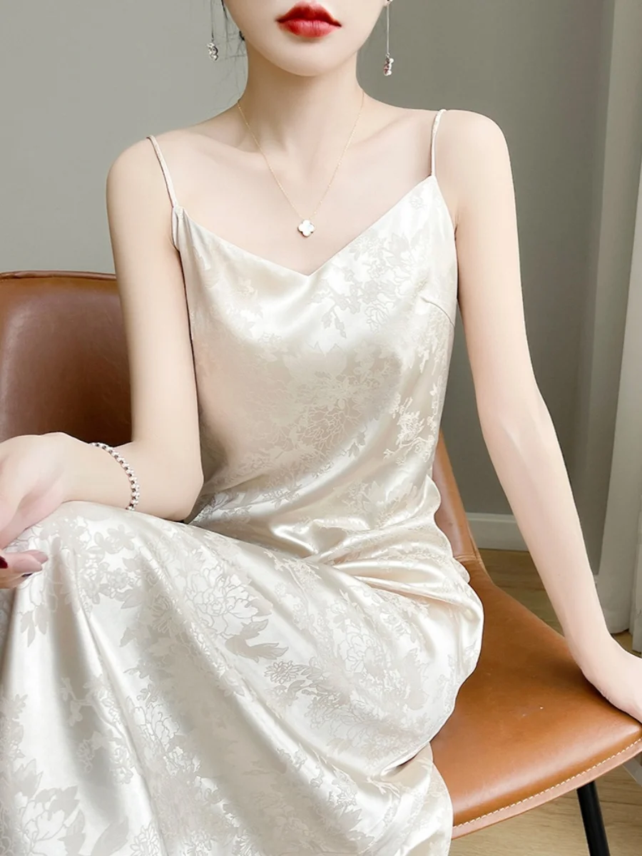 Summer V-Ne Strapl …