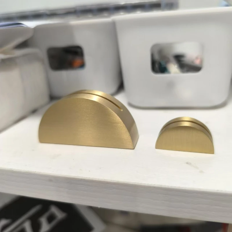 Semicircle Brass Card Holder Note Clip Stand for Price Tag Display Business Card Use Office Desk Shop Store Restaurant Menu