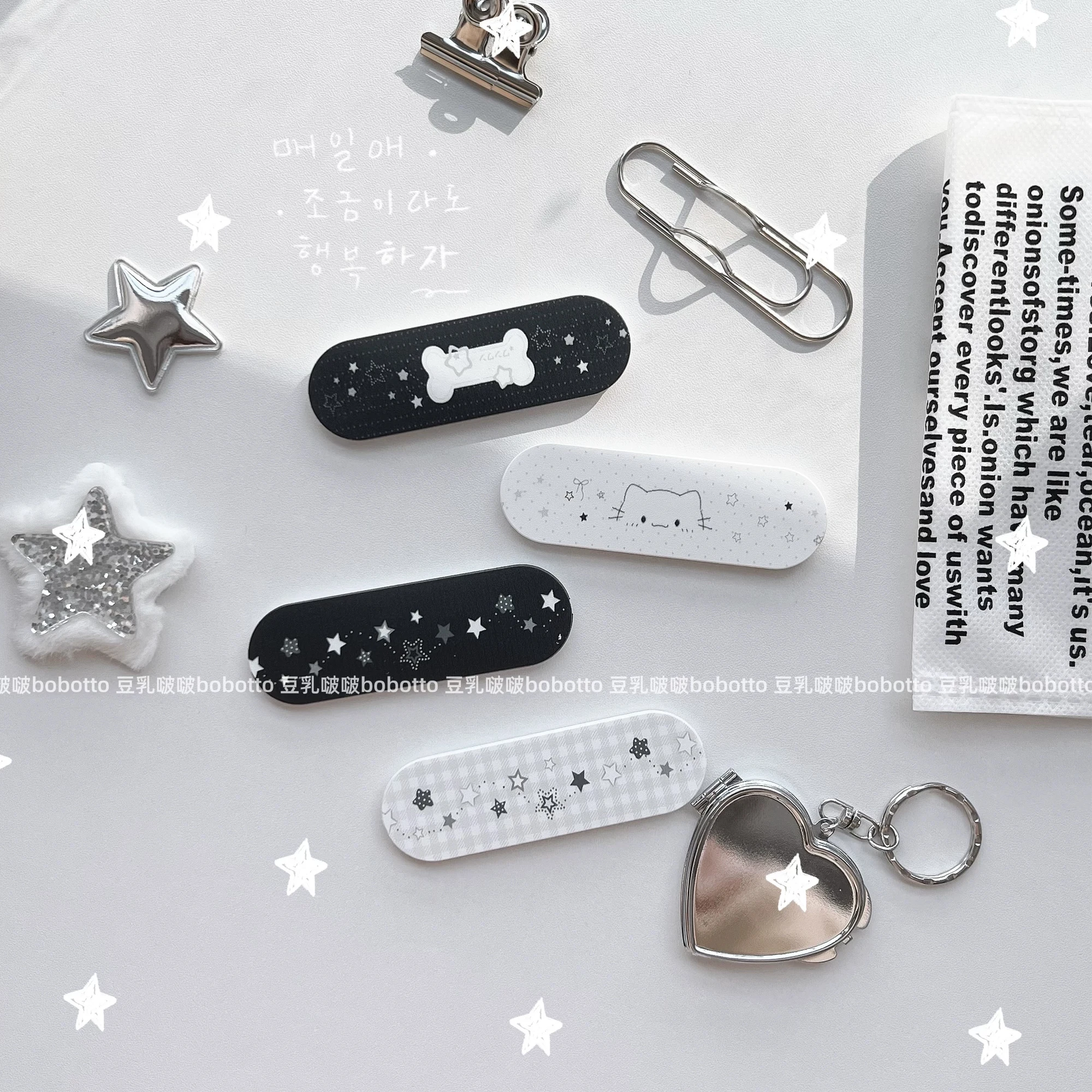 

Ins Korean Star OK Band Pull Ring Holder Original Design Sticker Back Stand for iPhone Samsung Android Phones Foldable Kickstand