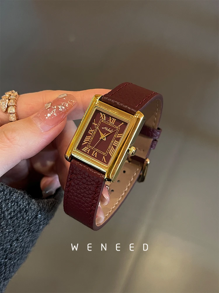 

Red watch women's light luxury2025 new highend women's retro temperament watch highend selected watches women's products