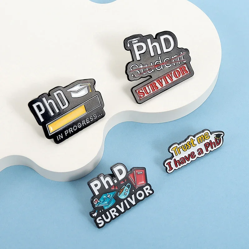 دكتوراه الناجي موسم التخرج المينا دبابيس الإبداعية ثق بي لدي دكتوراه بروش الملابس شارة التلبيب مجوهرات هدايا للخريجين