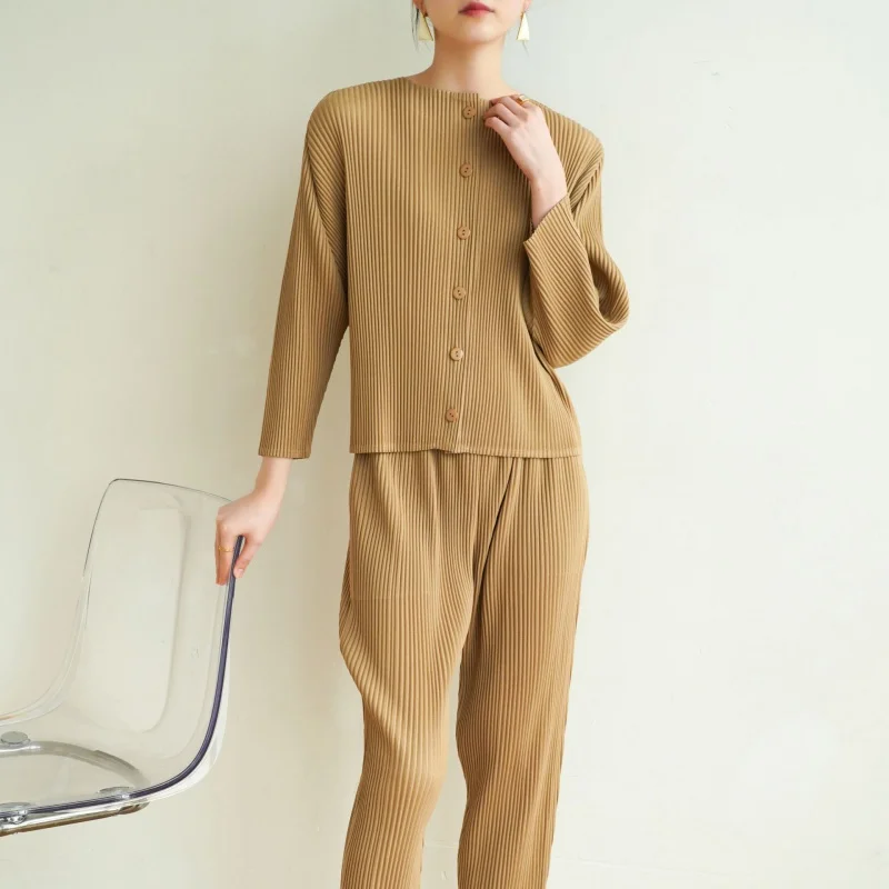 Boutique,Top Women,MIYAKE New high-end quality pleated temperament commuting casual fashion set radish pants [7933/7967]