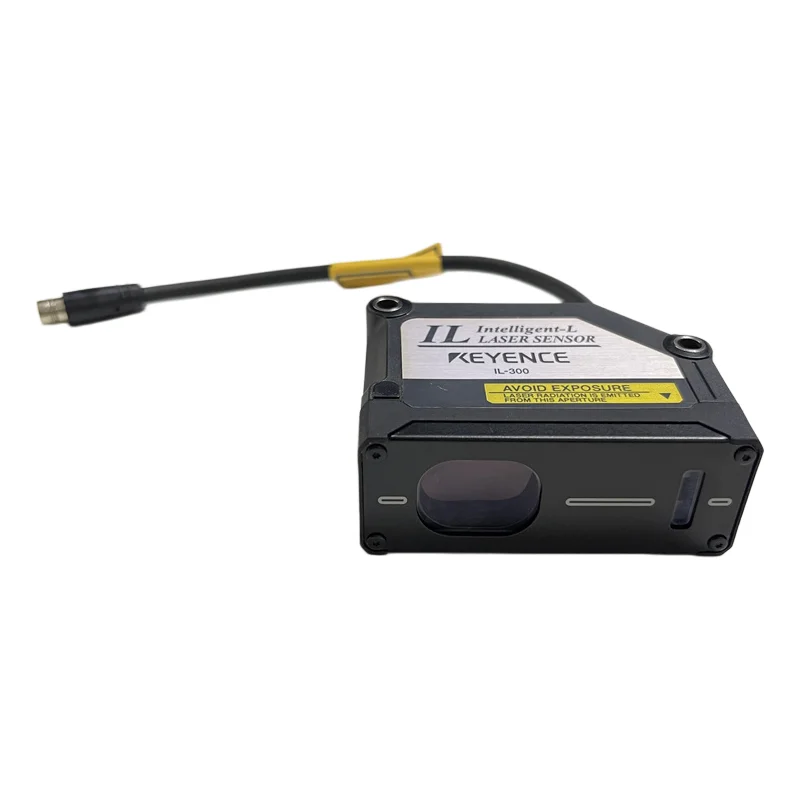 KEYENCE IL-300 IL-030 IL-065 IL-S025 IL-S065 Laser Displacement Sensor Probe Used for Height Difference Detection in Stock