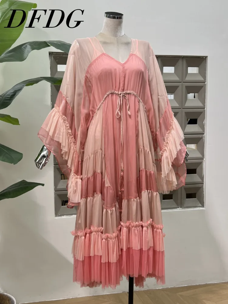 DFDG 2025 SS Damska Różowa Prześwitująca Sukienka Plażowa z Szyfonu Elegancka Sukienka Resortowa z Dekoltem w Serek i Patchworkiem Luźna Sukienka Wakacyjna w Stylu Boho