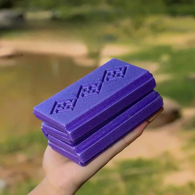 厚みのあるポータブルフォームシートクッション屋外フィールド防湿防水フォームシートパッド草原荒野冷却マット