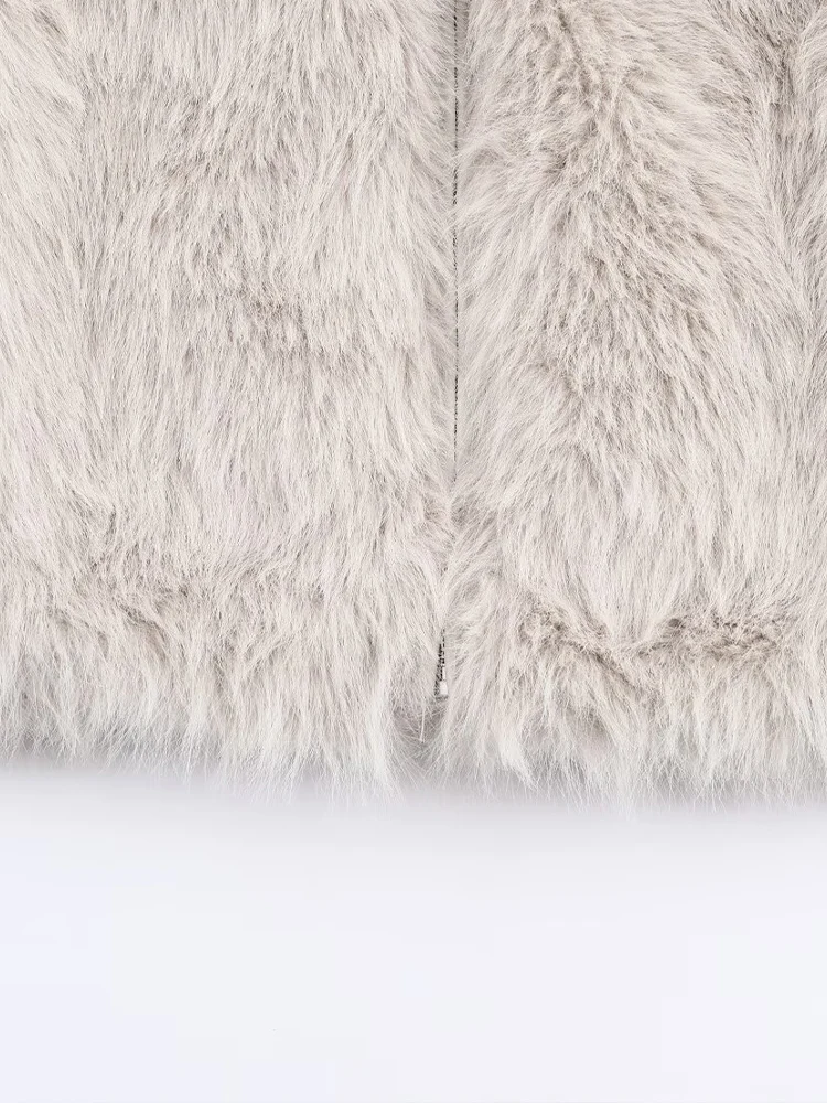 النمط الأوروبي والأمريكي 2025 الخريف والشتاء الوافدين الجدد الملابس النسائية تأثير الفراء فو سترة بسحاب بأكمام طويلة