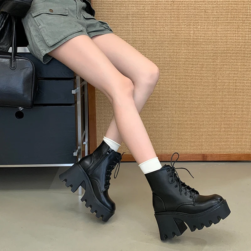 Black Chunky Heels Shoes Woman Ankle Boots Fall Round Toe Lace Up Platform Boots Punk Block Heel Ladies Shoes Bottes Femmes