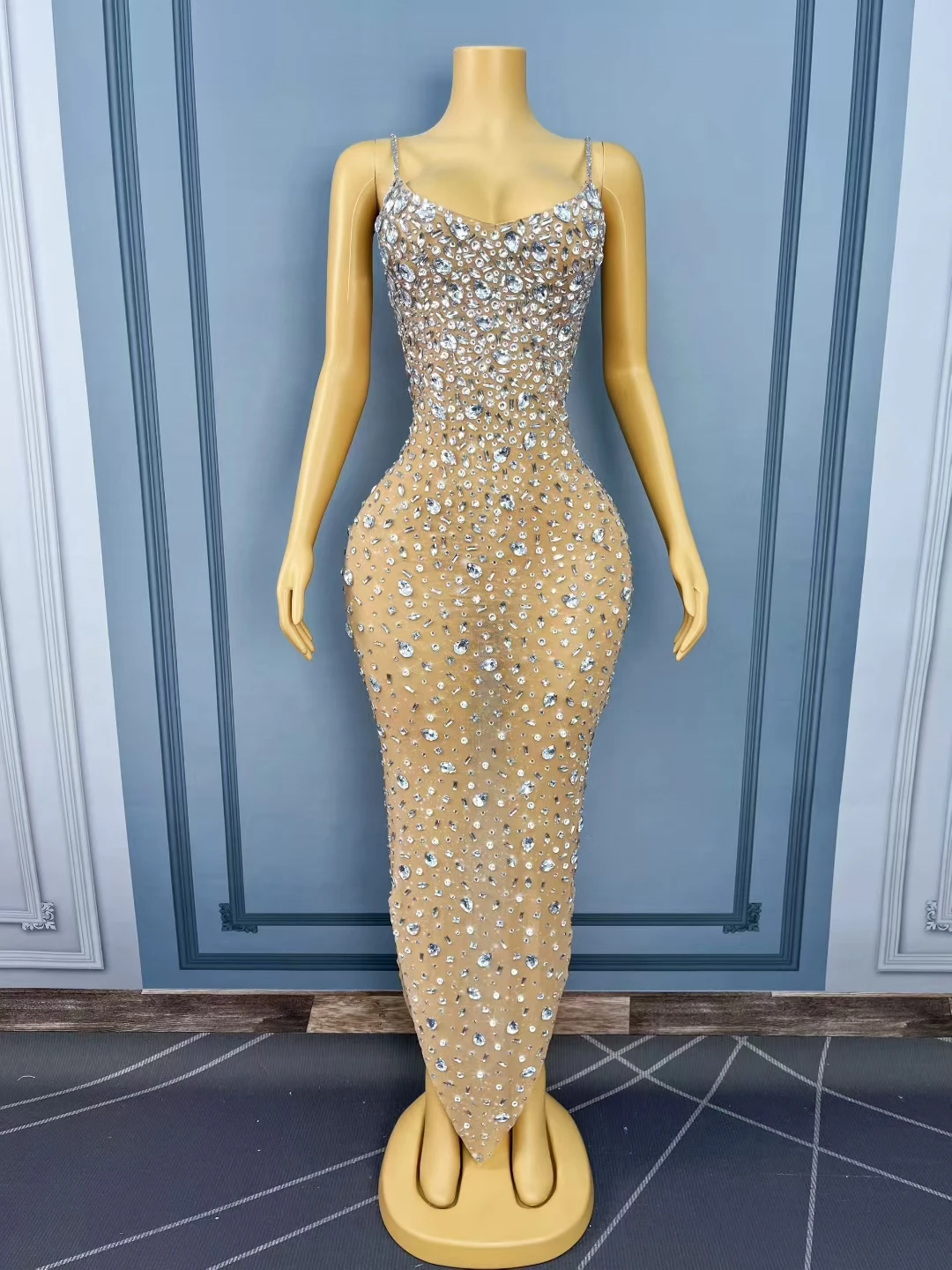 Xingshan Elegant Women High End Evening Dress Silver Diamond Perspective Mesh Strap Skirt Bar Celebrity Dancer Performance Dress