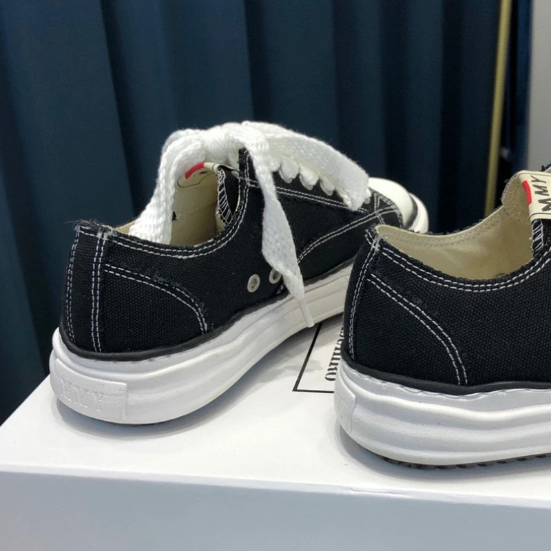 أحذية قماشية عالية الجودة للرجال والنساء مصممة أحذية مفلكنة أحذية تزلج في الشوارع أحذية رياضية مريحة ومتينة للاستخدام في الهواء الطلق #2