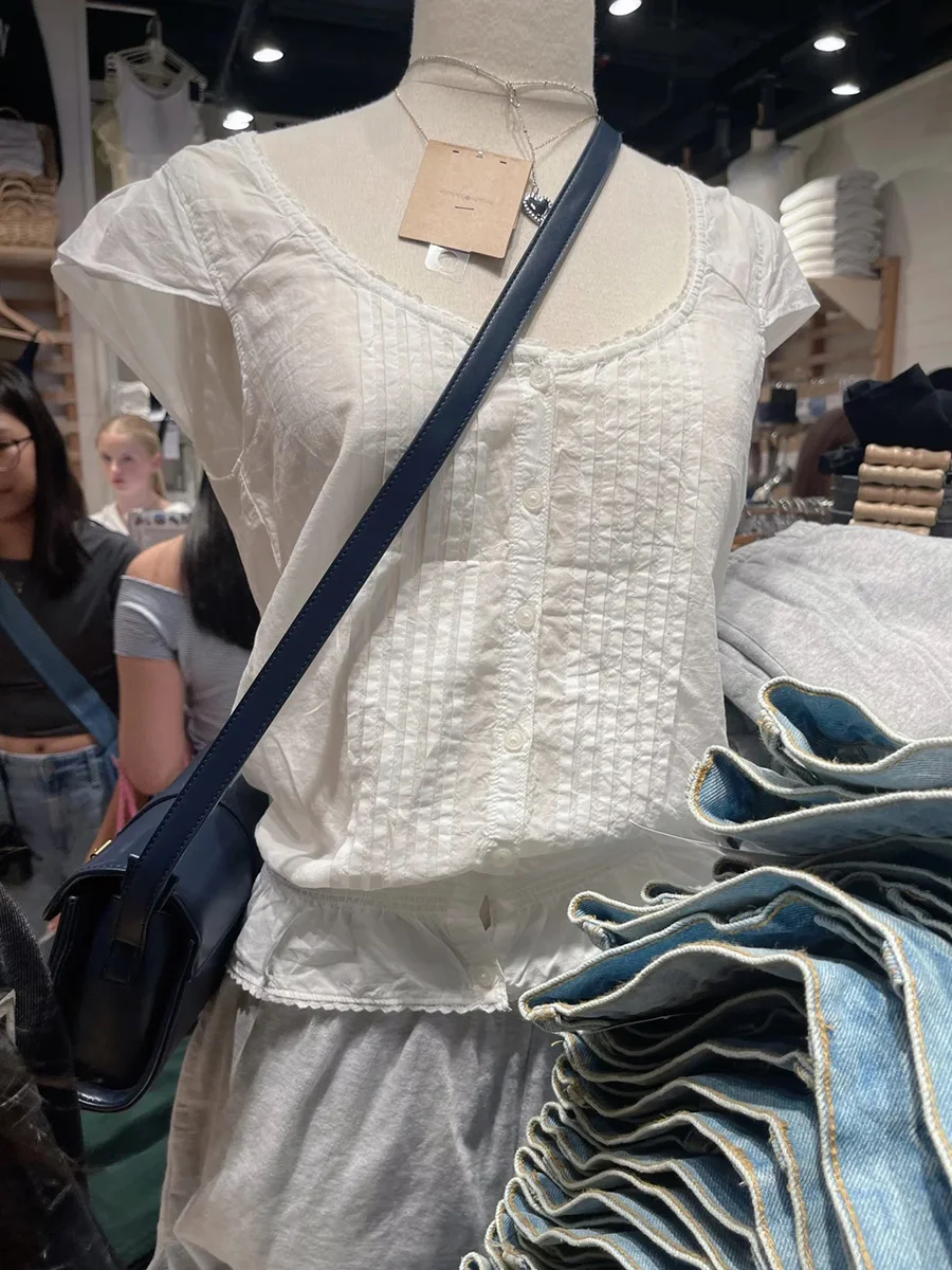 

White Pleated Lace Trim T-shirt Blouse Women Scoop Neck Single Breasted Short Sleeve Blouses Sweet Casual Fashion Thin Shirt Top