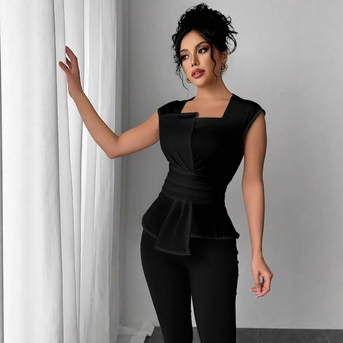 

Women's Solid Color Square Neck Irregular Hem Slimming Waist-cinching Short Top Dress Elegant Luxury Bandage Sexy