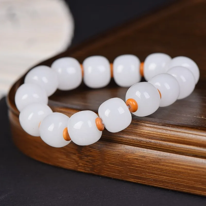 

New Natural Exquisite Gold Silk Jade Old Bead "Passepartout" Bracelet