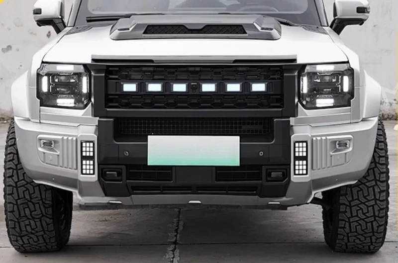 Car Front Face Matte Black Grille Fit for Jetour Traveller T2 2023-2025 Modified LED Light Star Grille Car Exterior Accessories