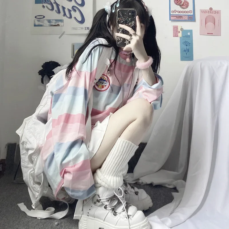 

New Ladies Long-sleeved T-shirt Homewear Ladies Korean Version of The Striped Loose Student Bottoming Tops Women's Clothing Ms.