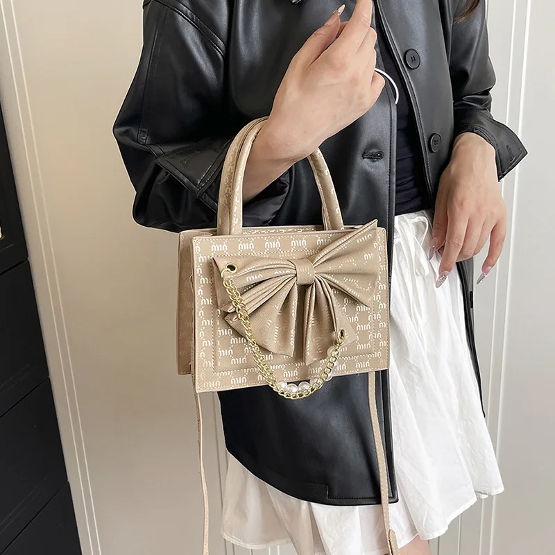 

New Arrival Women's Bow Bag - Spacious Crossbody/Shoulder/Handheld Purse, Multi-Way Carry Butterfly Bag, Fashionable & Durable