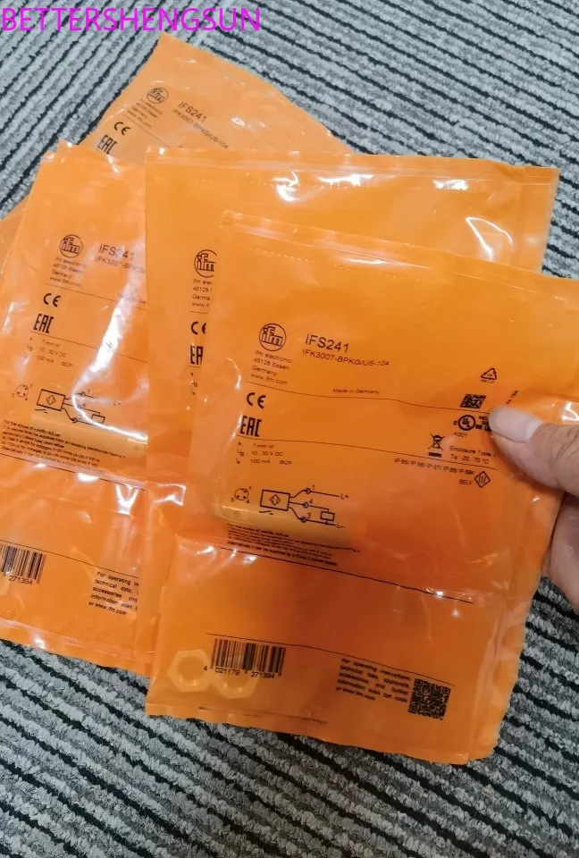 

IFS241 IFS240 IFS244 IFS242 sensor