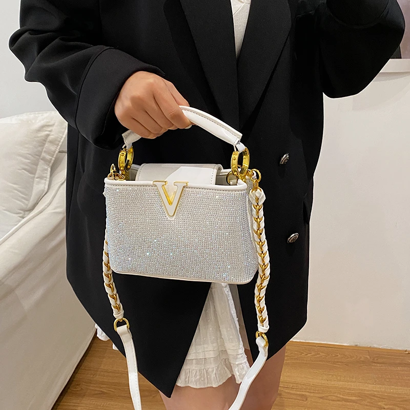 المرأة الجديدة سلسلة حزام حقيبة الكتف أزياء حقيبة كروسبودي السيدات حمل المحفظة مصمم العلامة التجارية الفاخرة الأزياء التبعي